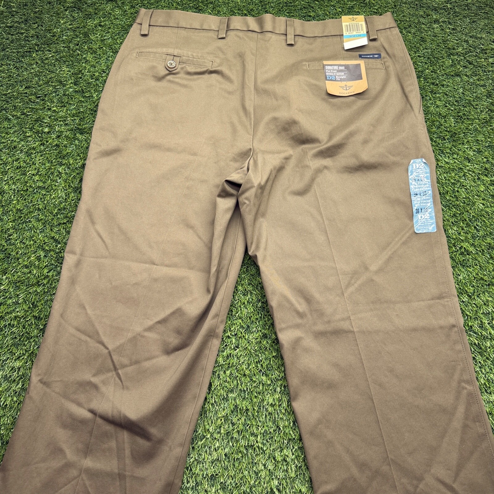 NWT Dockers Flat Front Dress Pants Mens 36x30 Brown Work Casual Straight Fit NWT Dockers Flat Front Dress Pants Mens 36x30 Brown Work Casual Straight Fit