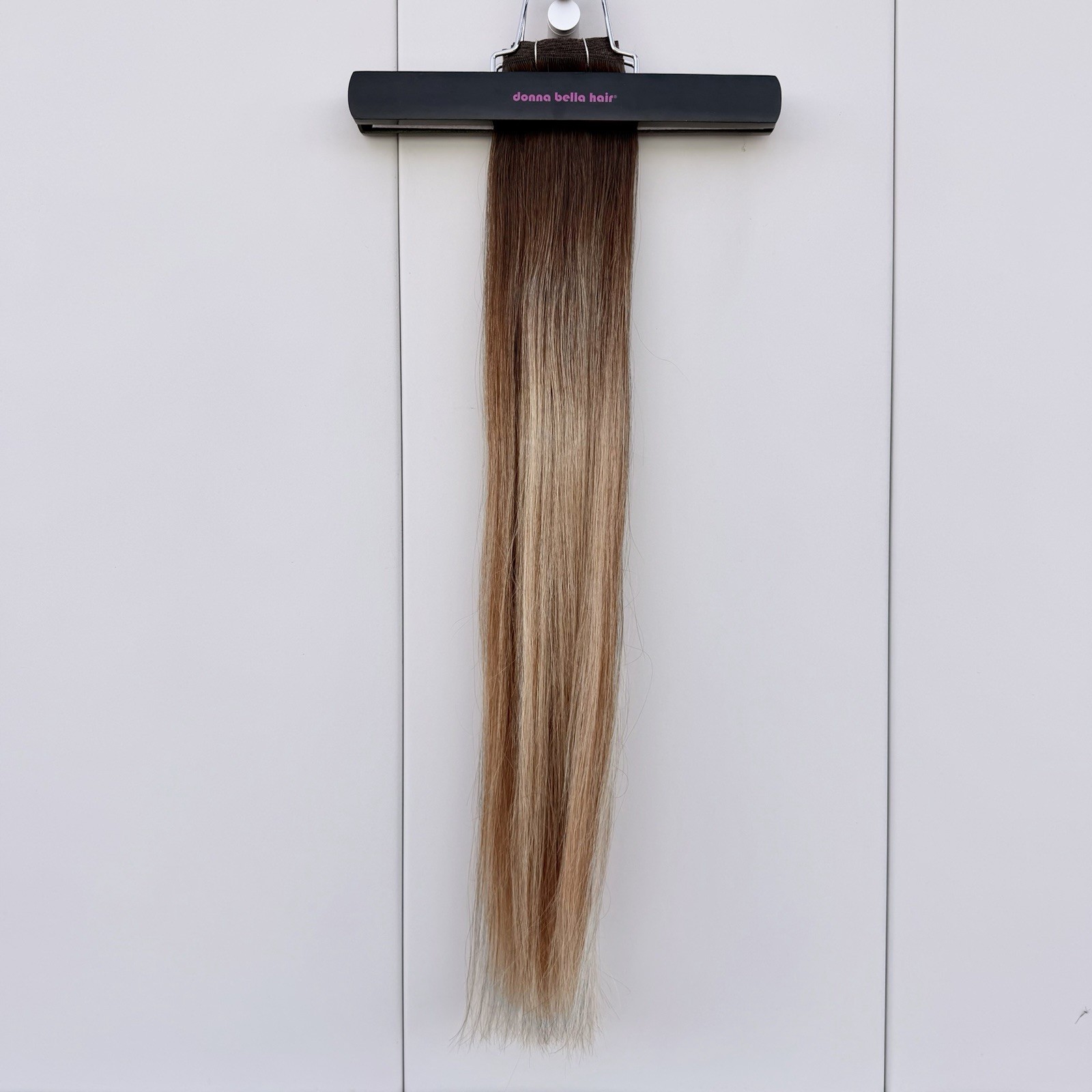 Donna Bella Hybrid Weft Extension Full Pack 22” 6-12/600 Rooted Ombre Remy Hair