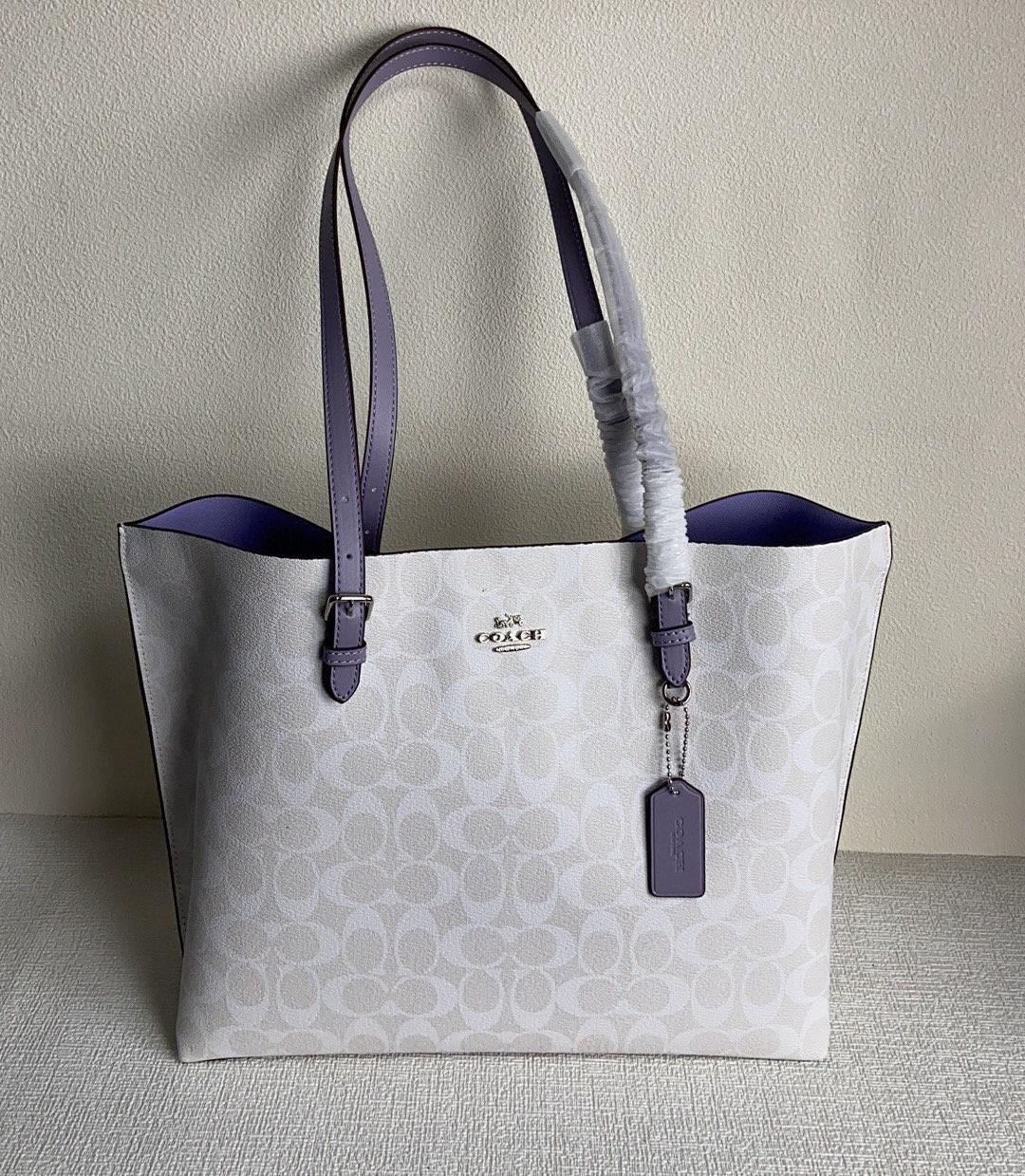 New Coach Women\'s large tote bag 1665 - Fashionable shoulder bag
