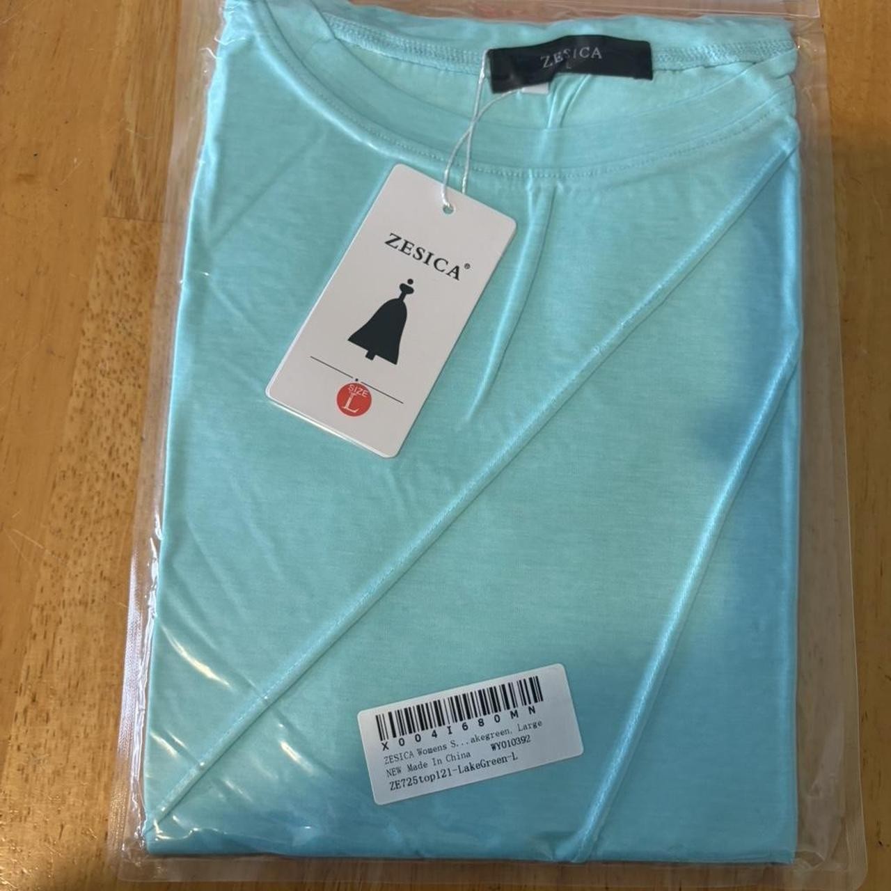 Zesica Light Blue Long Sleeve Shirt Size L Zesica Light Blue Long Sleeve Shirt Size L