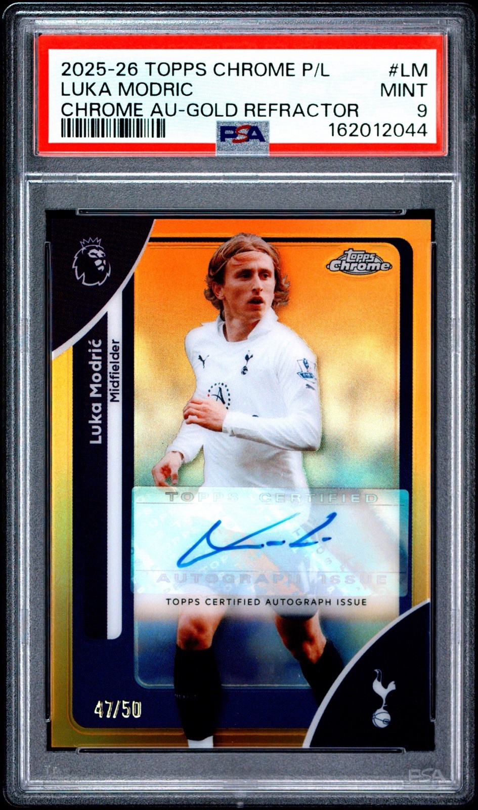 Topps 2025-26 Chrome PL Luka Modric Gold Refractor Auto /50 CA-LM PSA 9