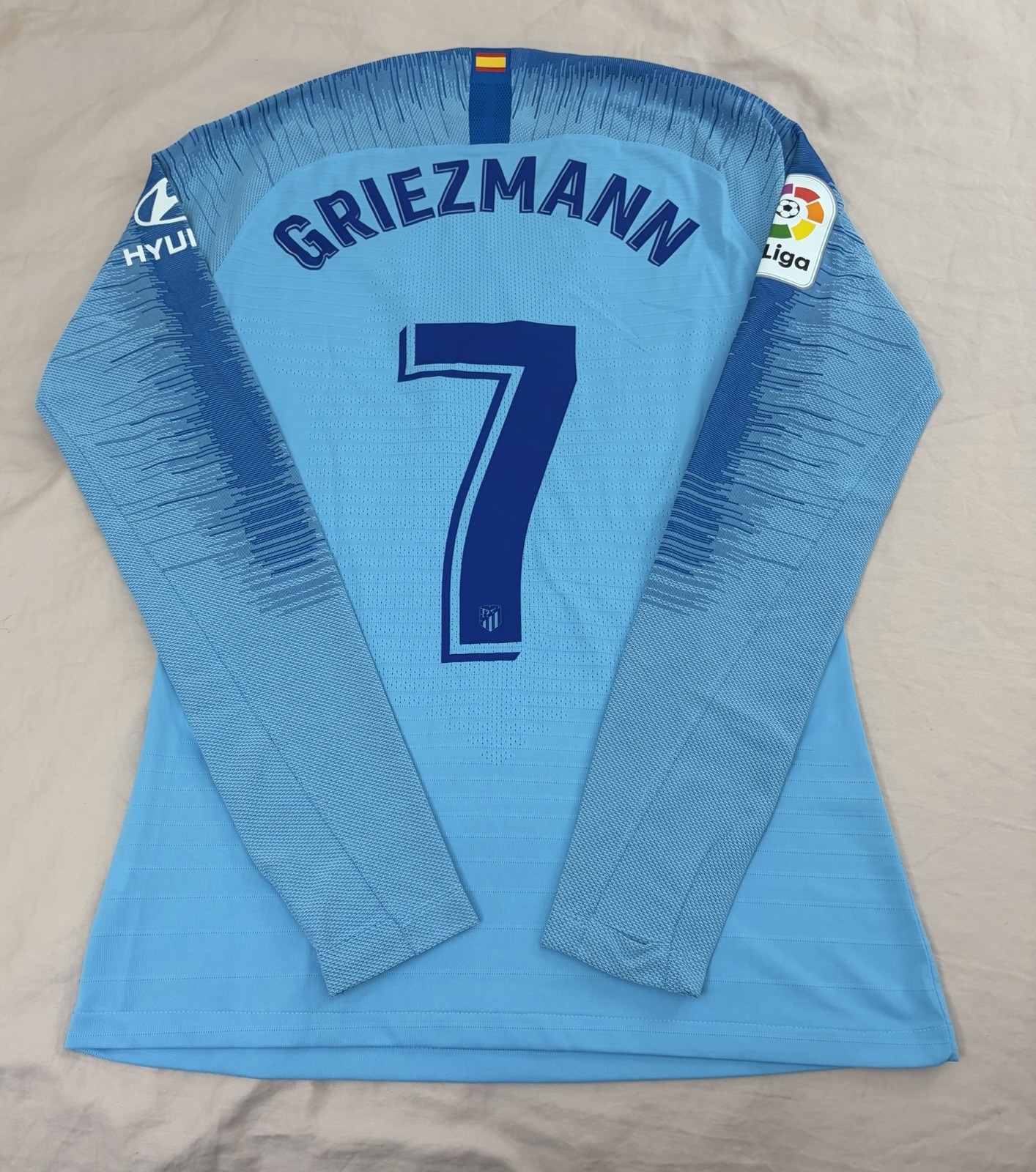 Nike Atletico Madrid 2018-19 Away Antoine Griezmann Long Sleeve Player Issue M Nike Atletico Madrid 2018-19 Away Antoine Griezmann Long Sleeve Player Issue M