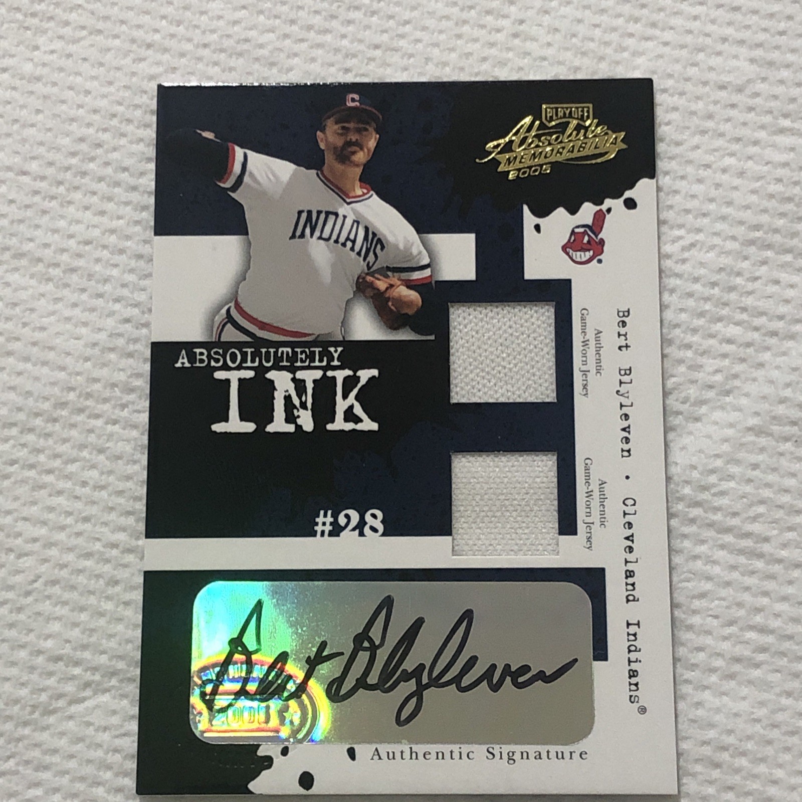 2005 Donruss Absolute Ink Bert Blyleven Auto Game Used Jersey Card 10/50 Indians