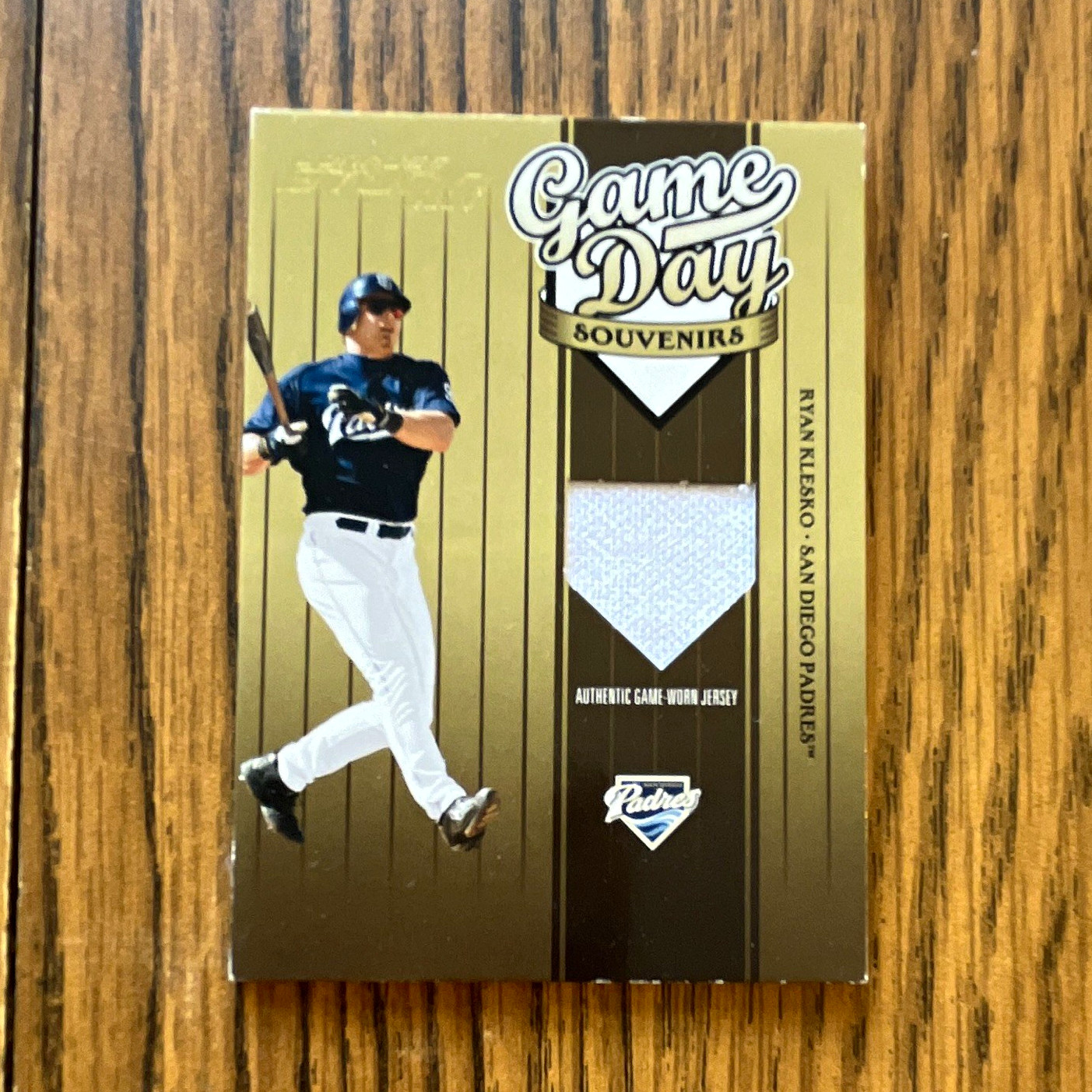 Donruss Playoff 2004 Game Day Souvenirs Ryan Klesko, Padres baseball jersey card Donruss Playoff 2004 Game Day Souvenirs Ryan Klesko, Padres baseball jersey card