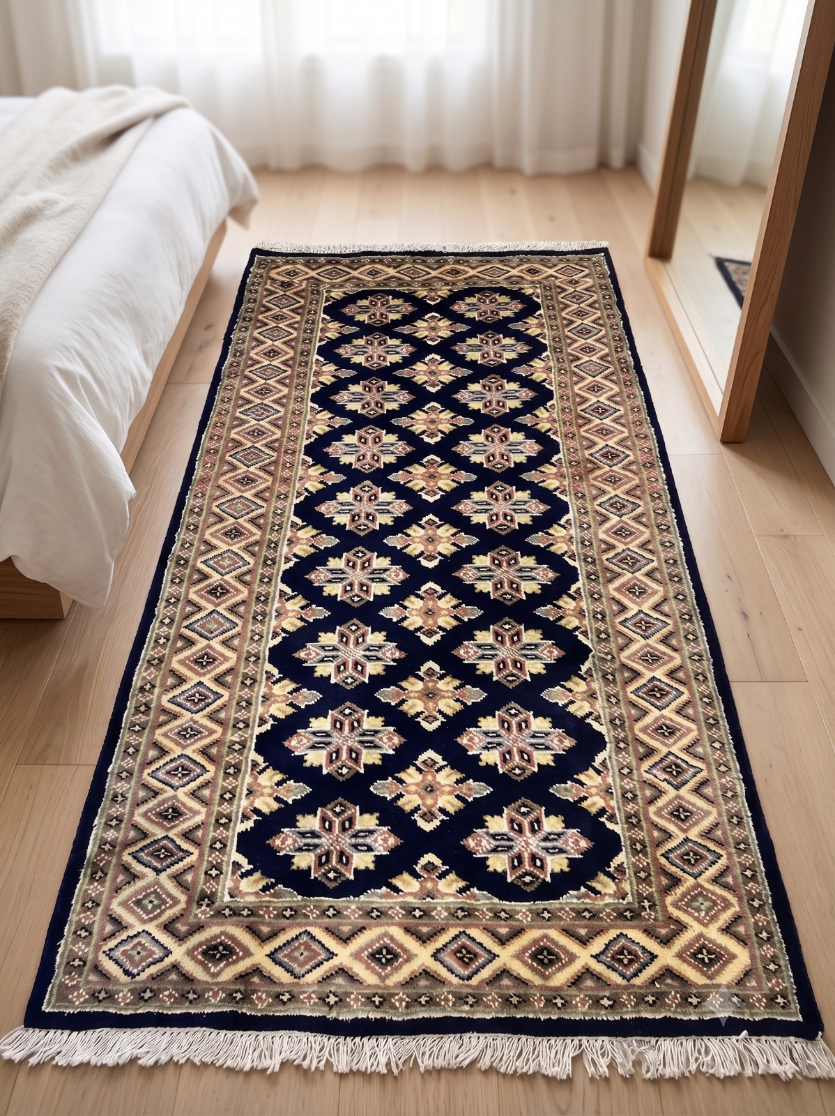Vintage Hand-Knotted Tribal Rug 5-5x3-1 Traditional Oriental Wool Turkmen Carpet