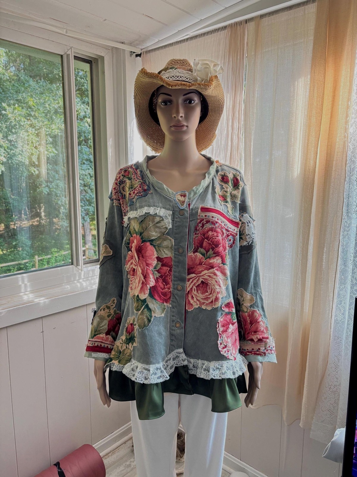 Upcycled Handmade OOAK Floral Jacket with red and pink rose Appliques Upcycled Handmade OOAK Floral Jacket with red and pink rose Appliques