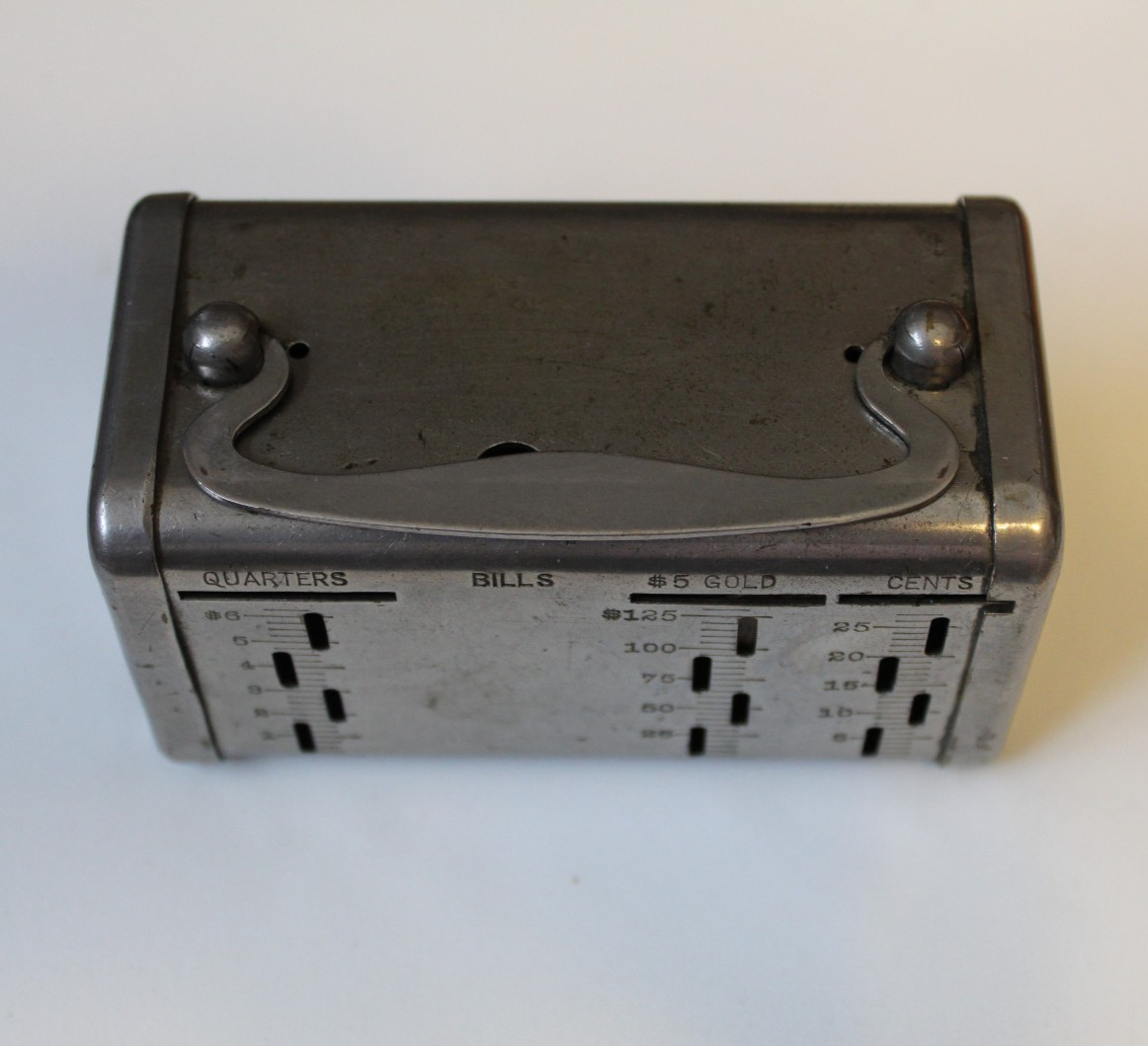 ANTIQUE BANKER\'S SERVICE CORP OF NY COIN BANK NO KEY ANTIQUE BANKER\'S SERVICE CORP OF NY COIN BANK NO KEY