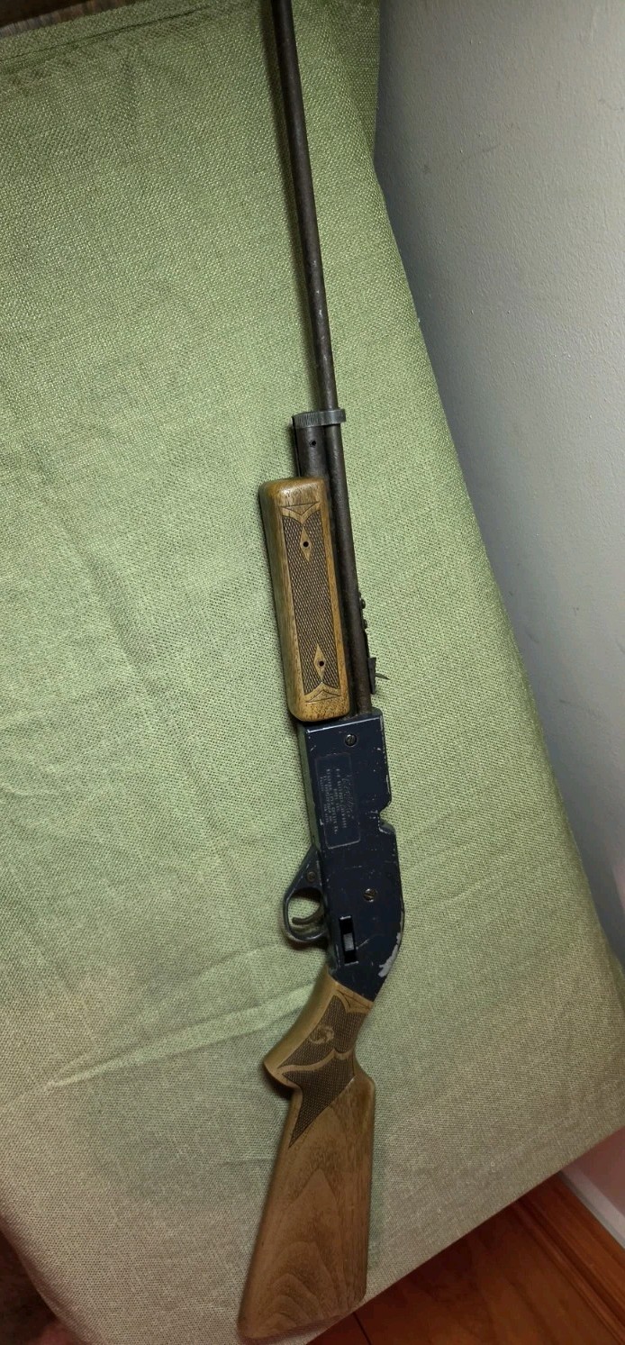 VINTAGE - Revelation by Crossman Arms Co for Western Auto Supply Co .177 Air Gun
