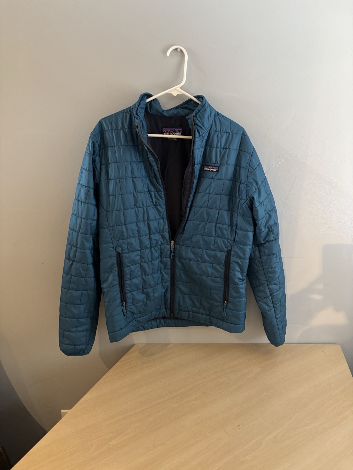 Patagonia Men\'s Nano Puff Jacket -lagom BLUE - Medium Patagonia Men\'s Nano Puff Jacket -lagom BLUE - Medium