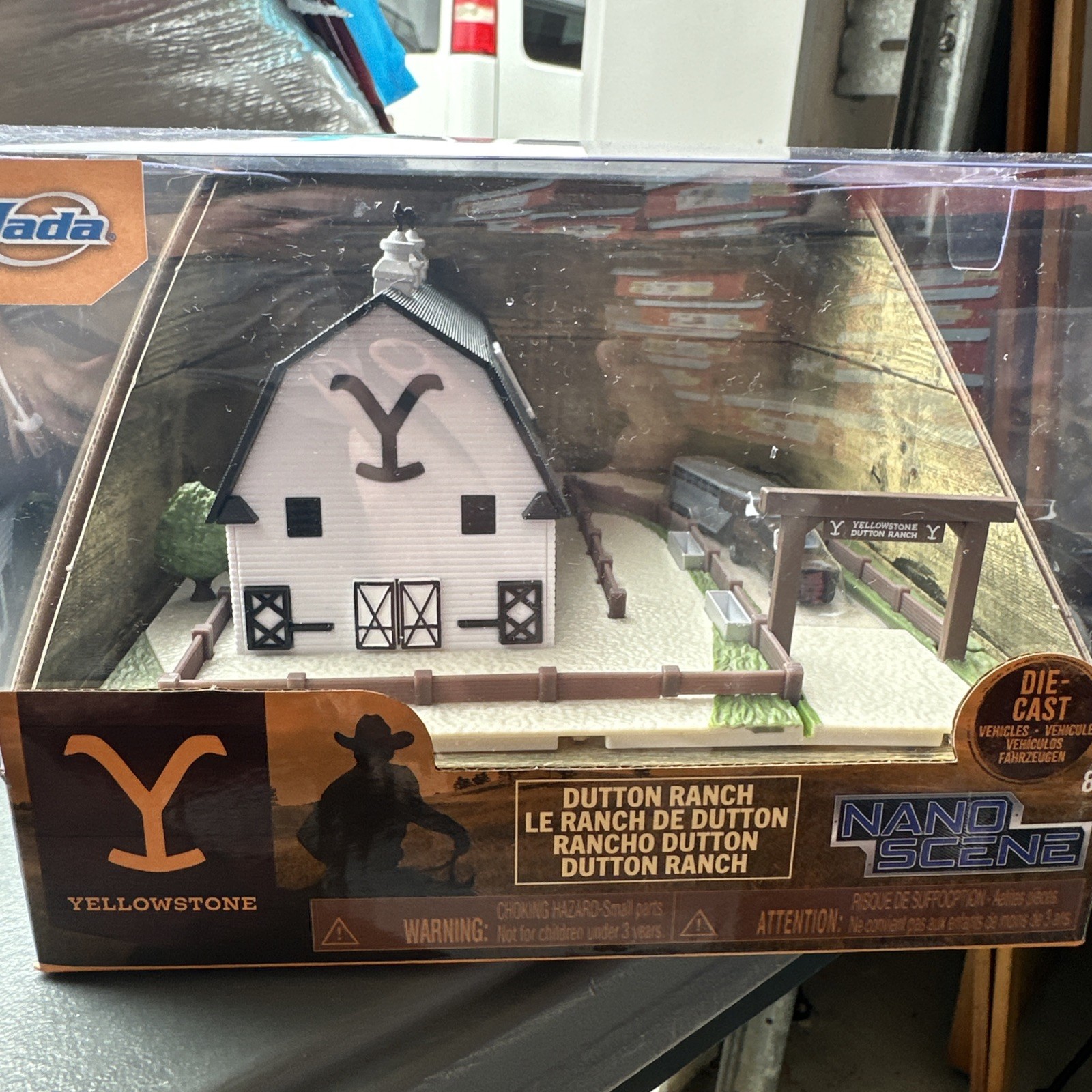 NEW 2026 Jada Toys Yellowstone NANO SCENE Dutton Ranch w/ Truck & Trailer NEW 2026 Jada Toys Yellowstone NANO SCENE Dutton Ranch w/ Truck & Trailer