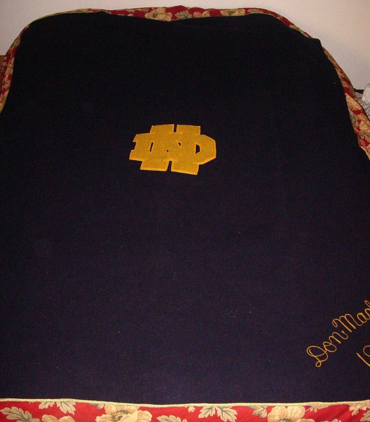 SWEET VINTAGE 1957 DON MACHENBERG NOTRE DAME CHENILLE WOOL BLANKET - 78