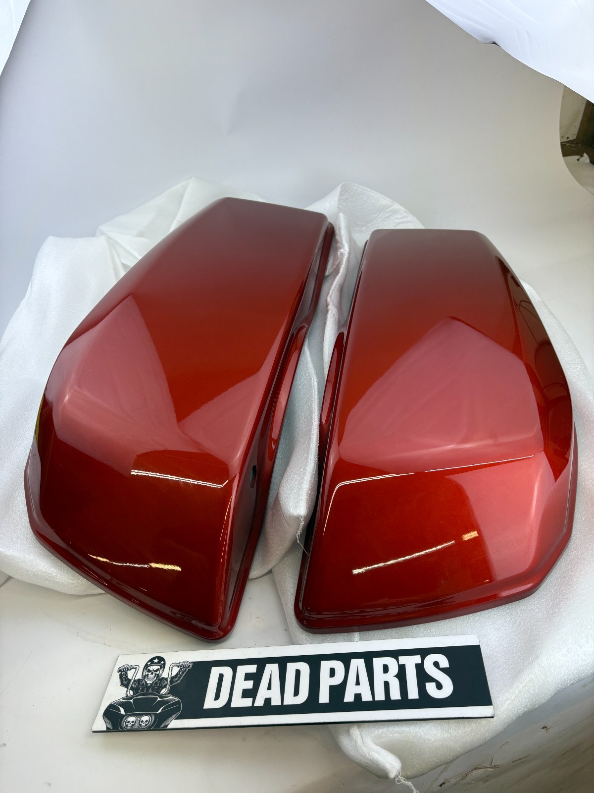 Harley OEM new take-off Whiskey Fire 2024 saddlebag lids tops 90202455