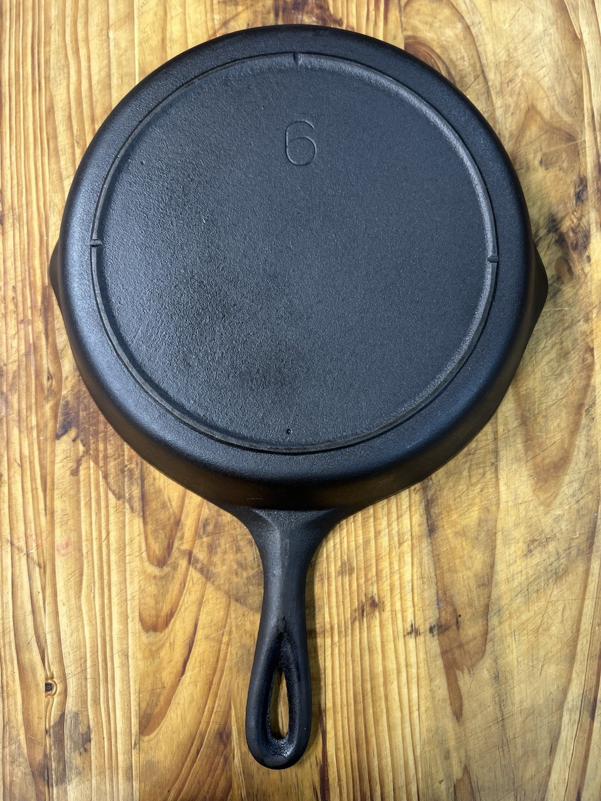 Vintage No 6 3 Notch Lodge Fully Restored. Cast Iron Skillet Made In The 1950s Vintage No 6 3 Notch Lodge Fully Restored. Cast Iron Skillet Made In The 1950s