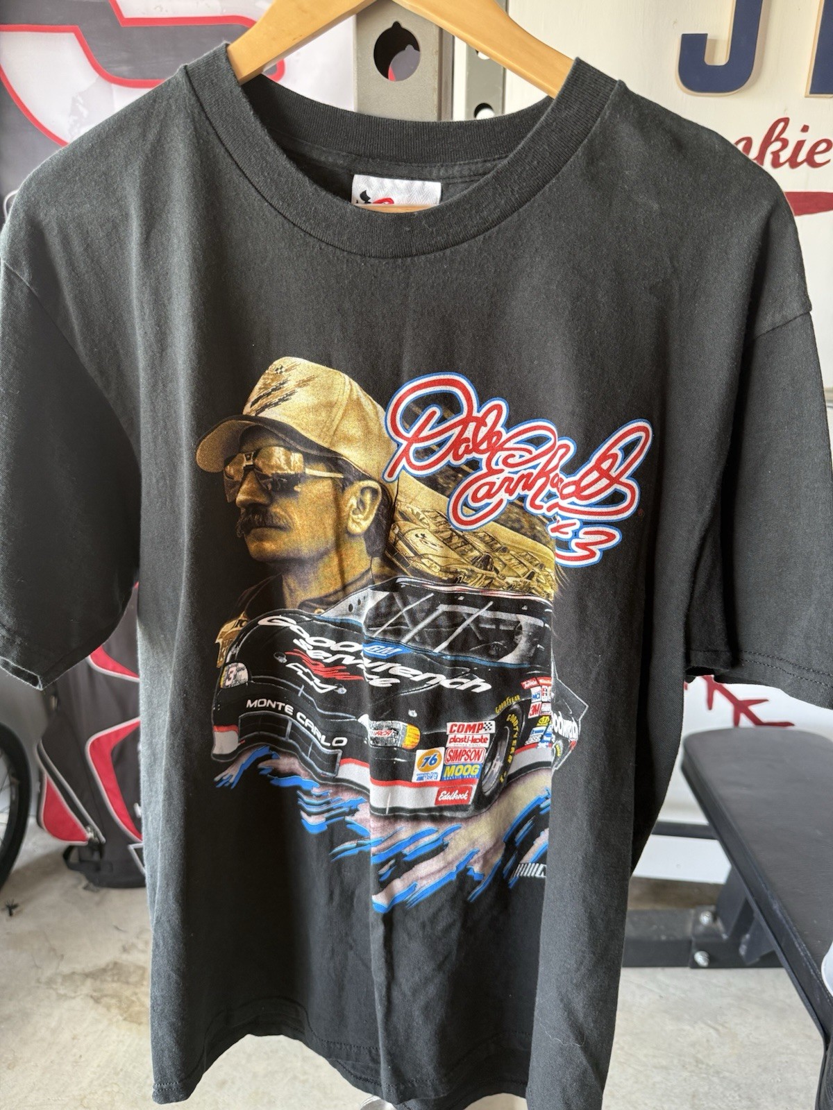 Dale Earnhardt Men’s Vintage NASCAR T-Shirt BF Goodrich Size Large Dale Earnhardt Men’s Vintage NASCAR T-Shirt BF Goodrich Size Large