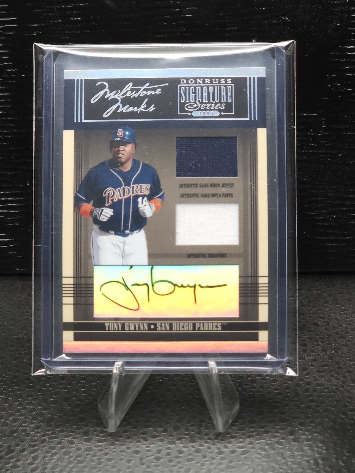Tony Gwynn 2005 Donruss Signature Series Milestone Marks #MM-10