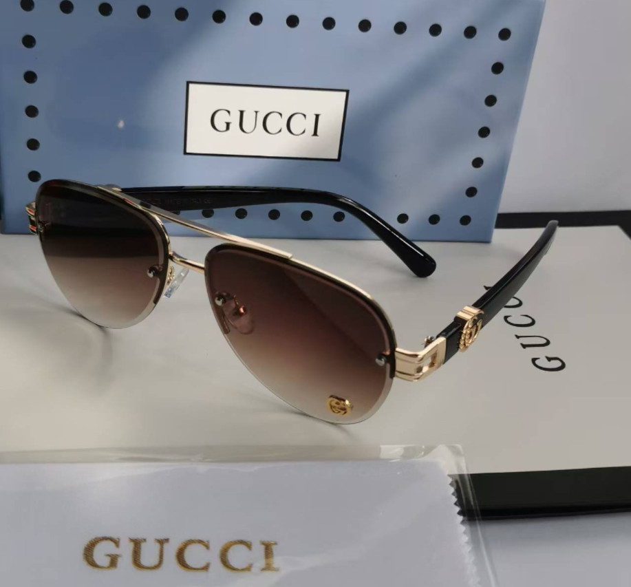 Gucci 17464 Gold Aviator Sunglasses Pink Gradient Lens Gucci 17464 Gold Aviator Sunglasses Pink Gradient Lens
