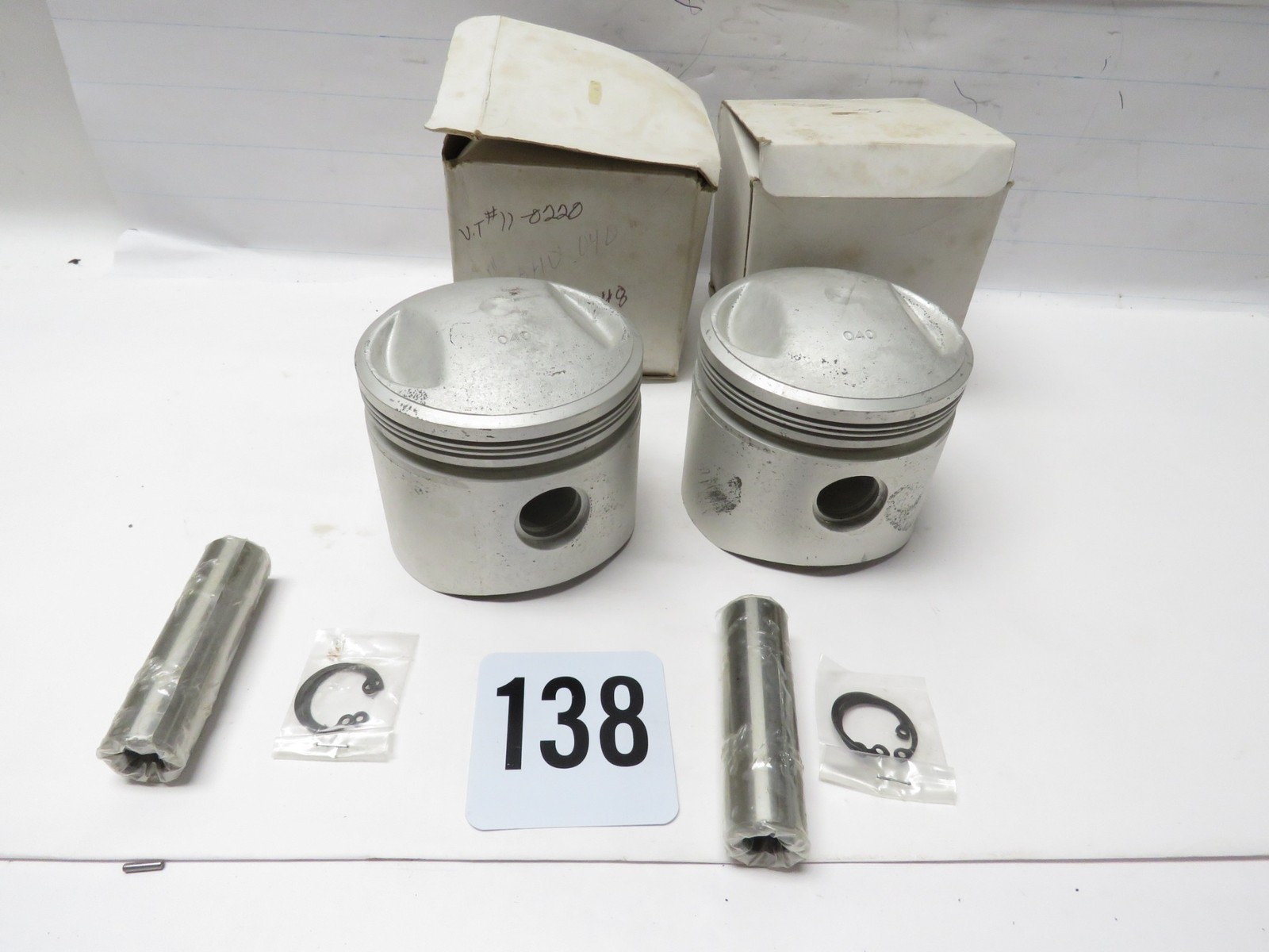 (2) NOS V-Twin Pistons 11-0220 Low Compression 3 7/16\