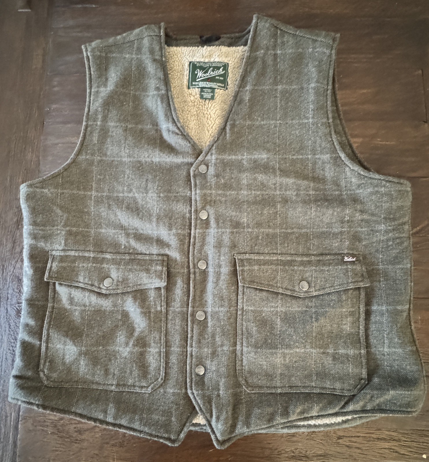 Woolrich Men’s Wool Olive Green Plaid Lined Waistcoat Vest XL Snap Button Woolrich Men’s Wool Olive Green Plaid Lined Waistcoat Vest XL Snap Button