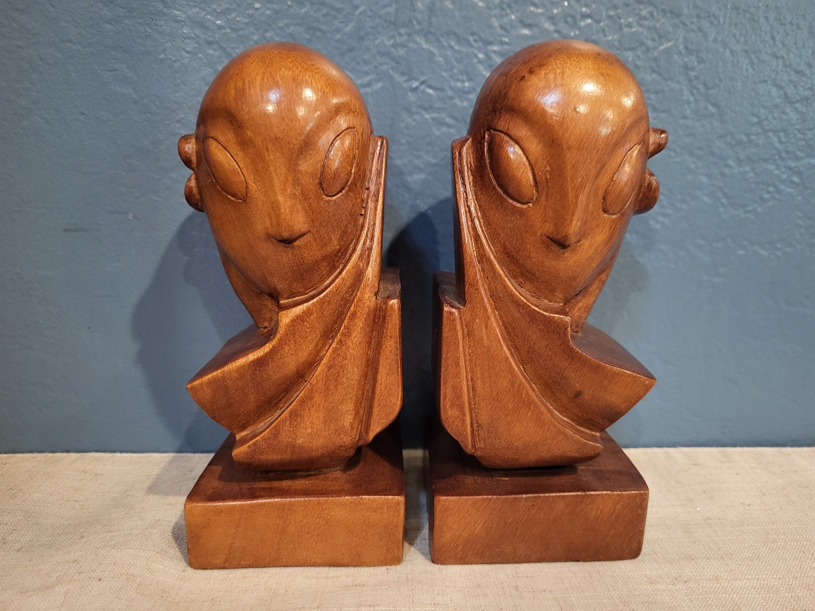 VTG MCM Teak Statue Bookends Hand Carved Large Head Figure Modern Art Wooden VTG MCM Teak Statue Bookends Hand Carved Large Head Figure Modern Art Wooden