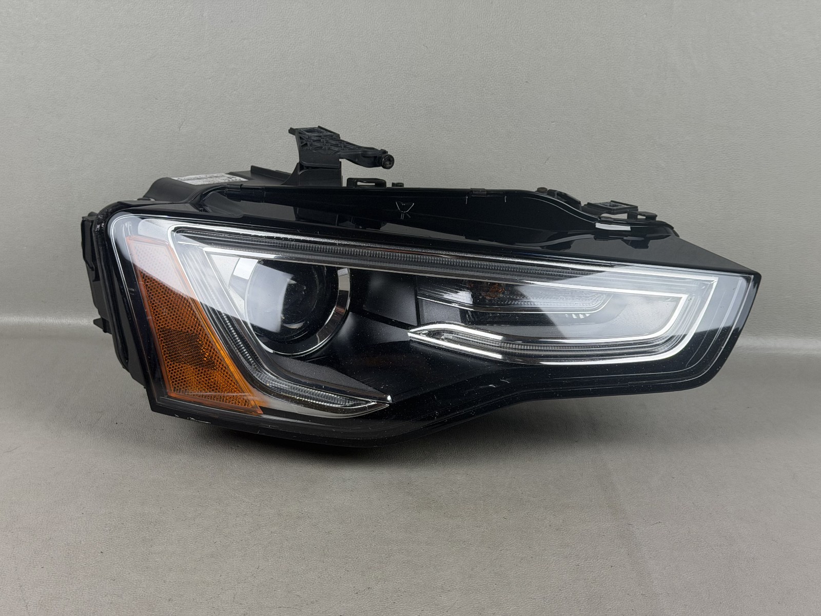 2013-2017 Audi A5 S5 Front Right Passenger RH Side Xenon HID Headlight OEM