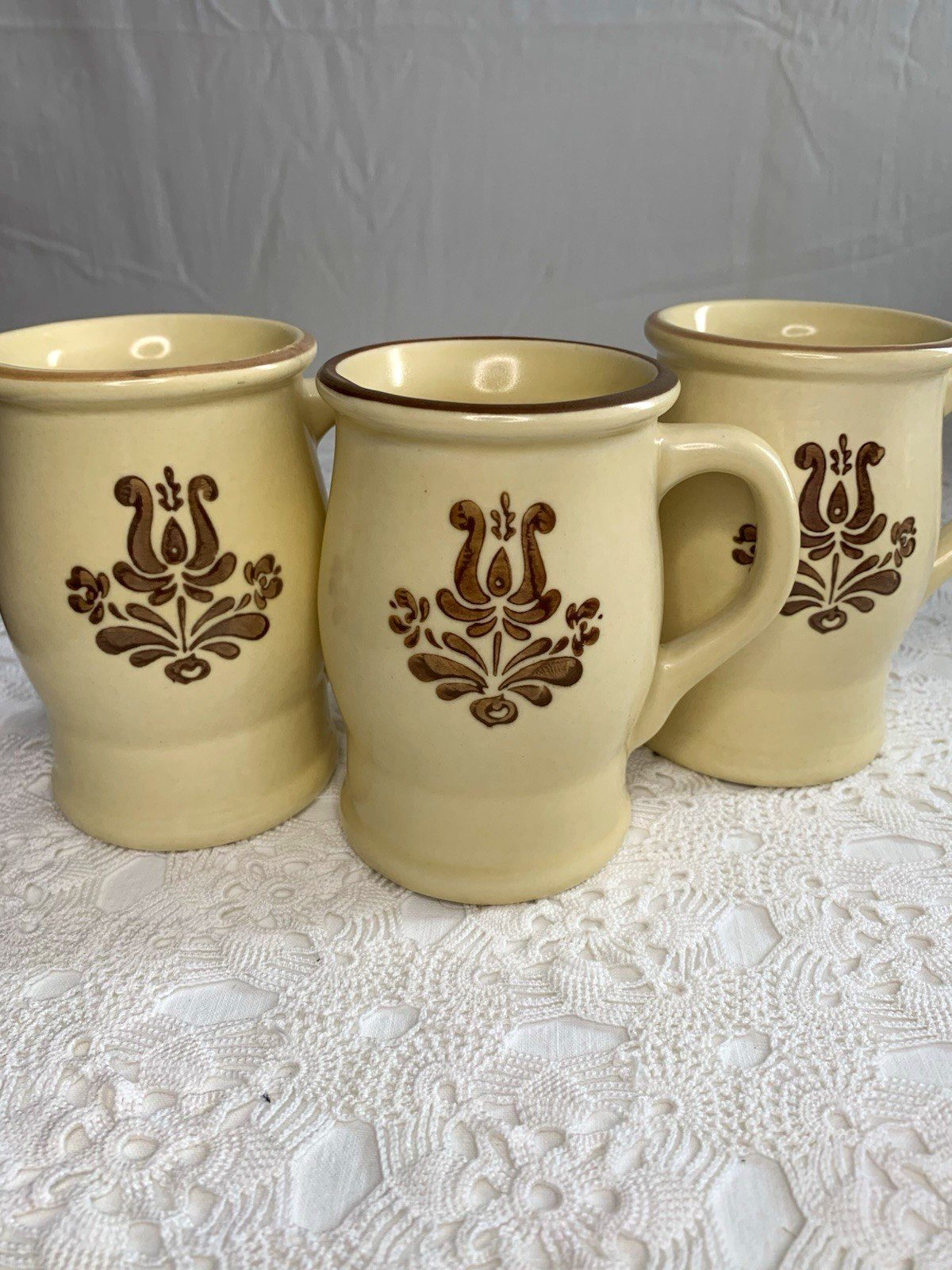 Vintage Pfaltzgraff Village Stoneware Coffee Mugs Set of 3 USA Castle Mark