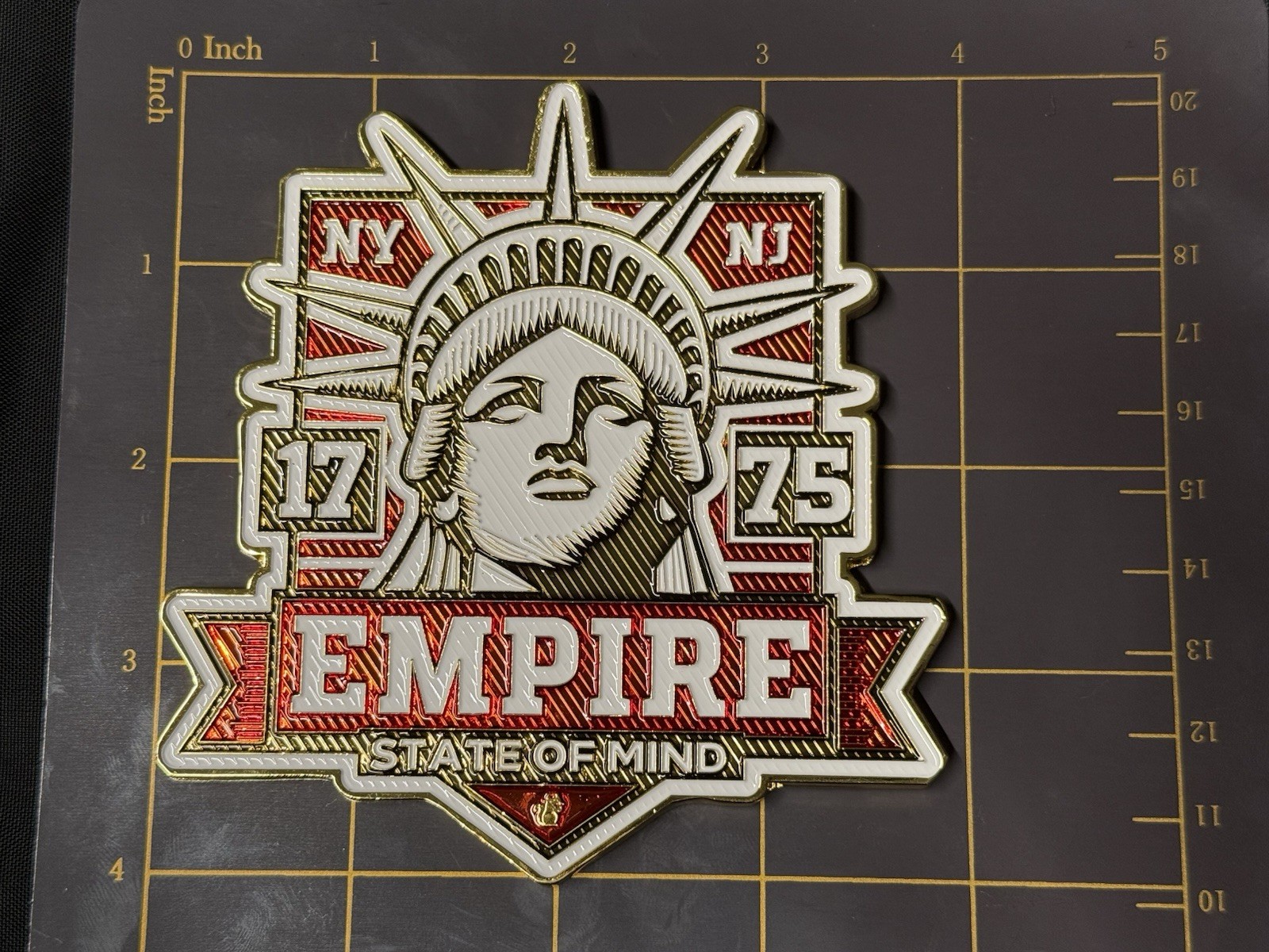 Empire 250 Anniversary Challenge Coin BIG LARGE XXL White N Gold