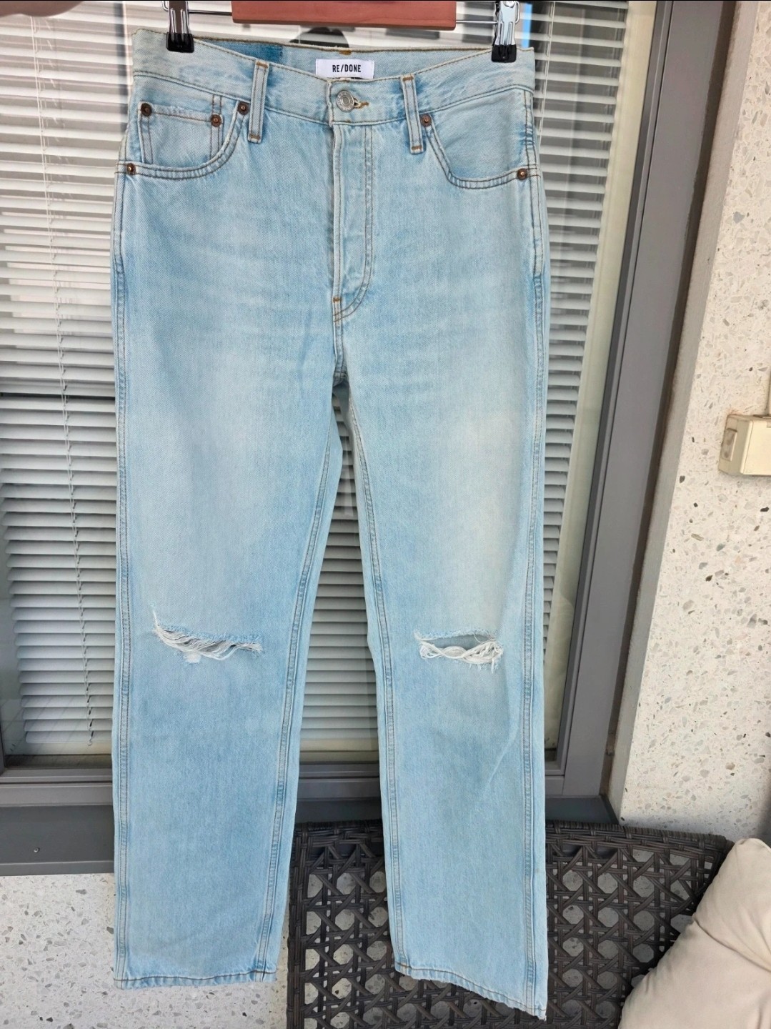 RE/DONE 90s High Rise Loose Jeans Women 26 Bleach Destroy NWOT Distressed Denim