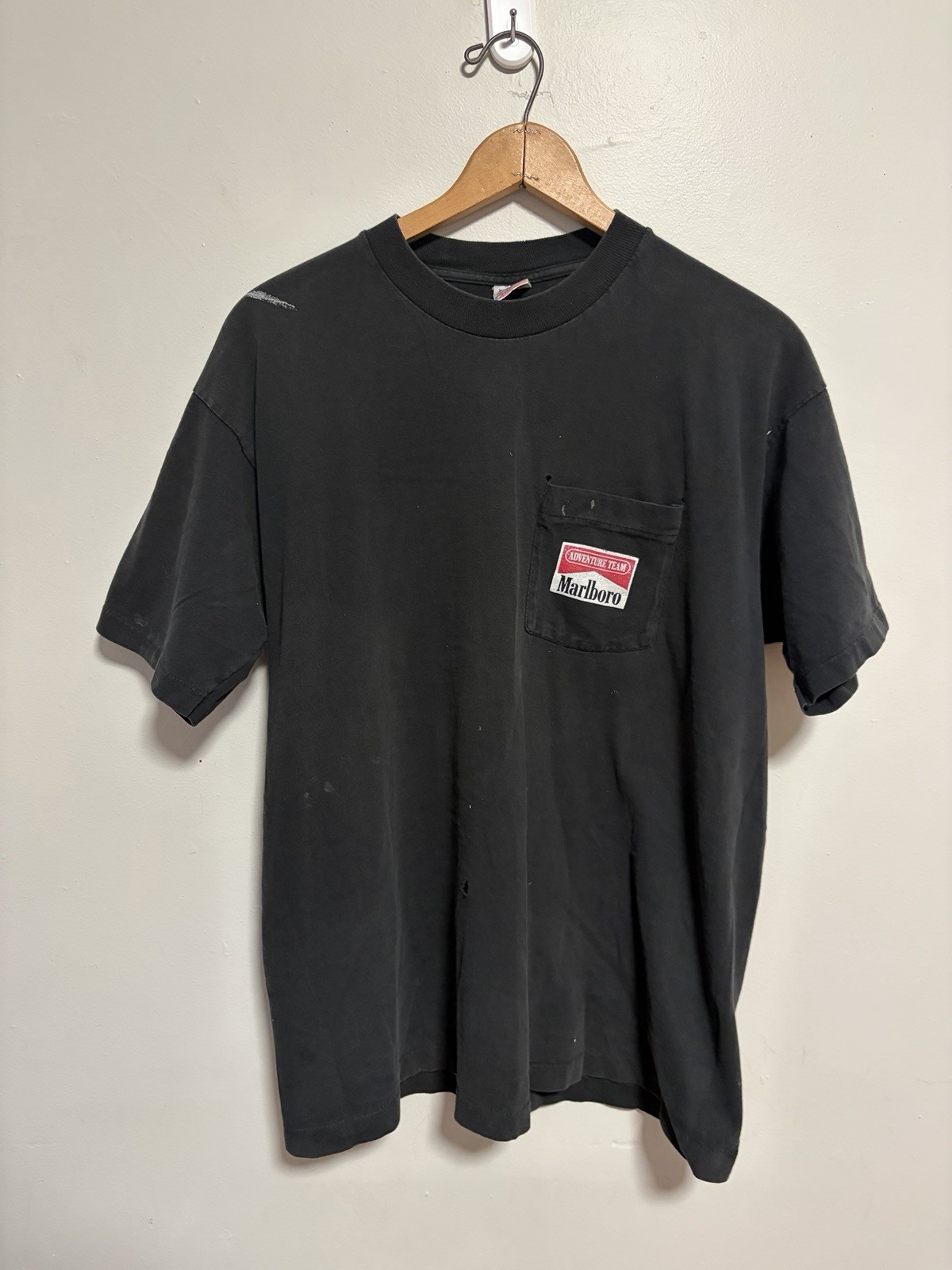 Vintage 90s Marlboro Adventure Team Faded Black Coyote Bluff Pocket T Shirt XL
