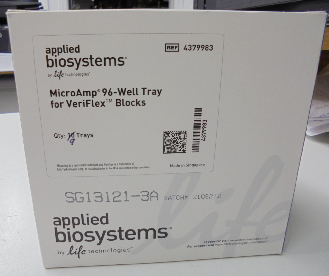 Applied Biosystems 4379983 MicroAmp 96-Well Tray For VeriFlex Blocks Qty 9 Trays