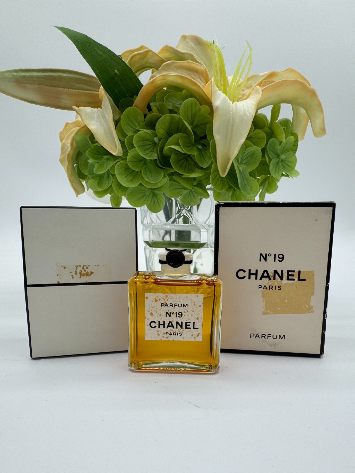 Vintage Chanel No.19 N°19 No 19 Parfum 14ml / 0.47 fl oz. Bottle Sealed In Box