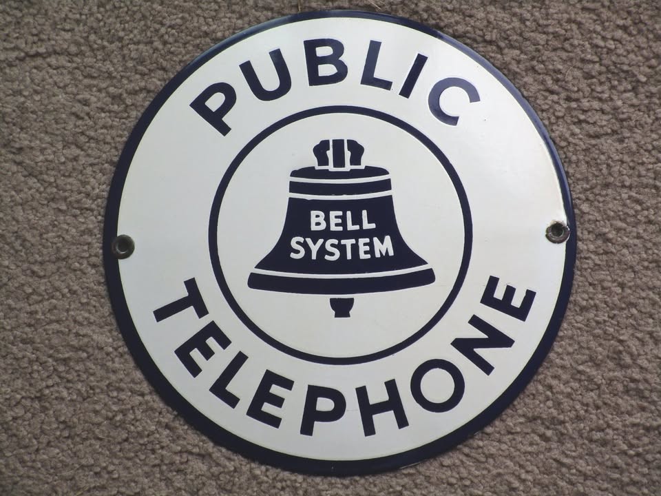 VERY RARE Bell System 8 INCH #22 Public Telephone Hubcap Sign 1939 Great Cond. VERY RARE Bell System 8 INCH #22 Public Telephone Hubcap Sign 1939 Great Cond.