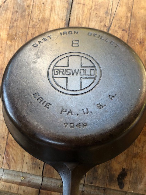 Griswold #8 Cast Iron Skillet Large Block logo Cleaned and Seasoned