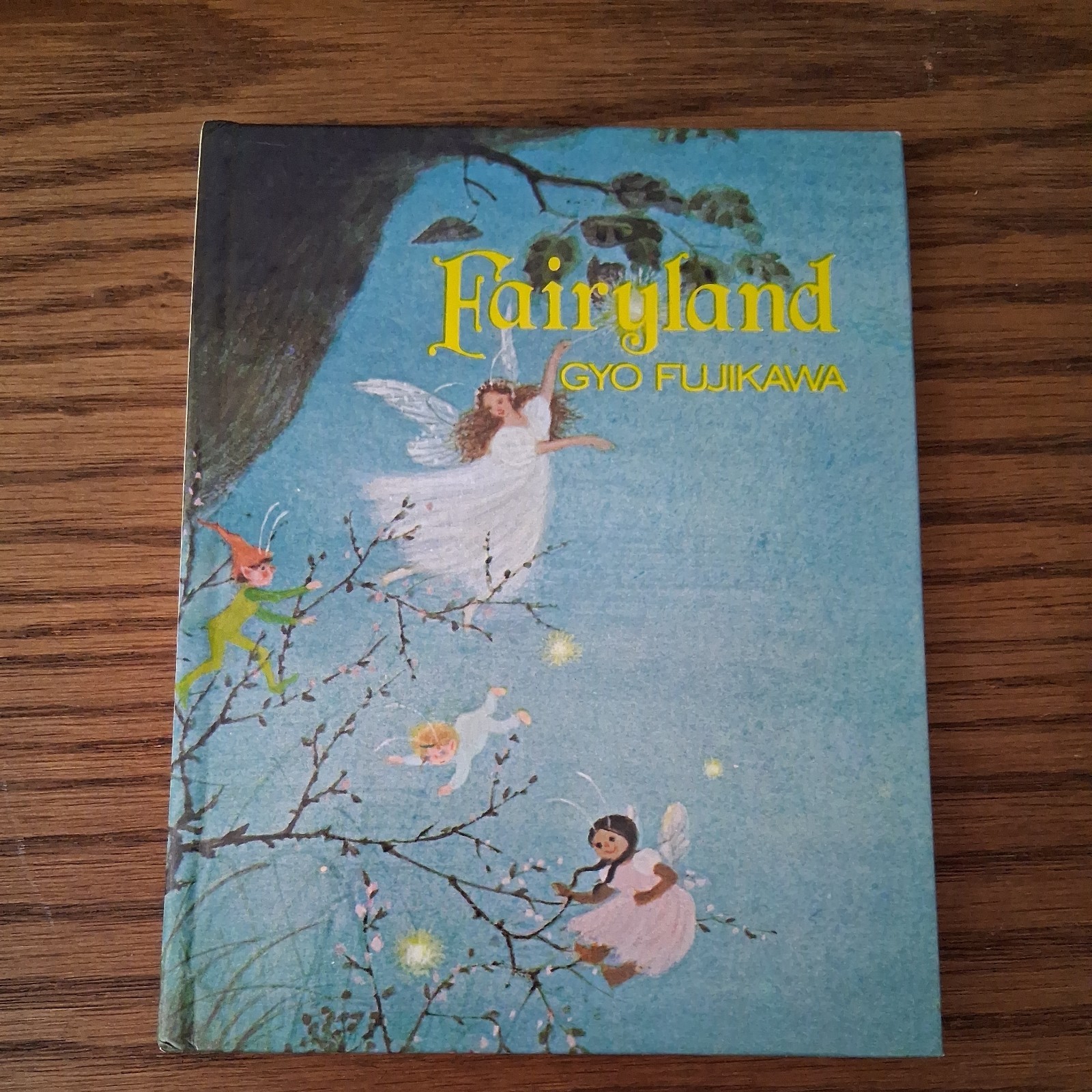 FAIRYLAND Gyo Fujikawa Tiny Board Book 1981 Birthday Ball