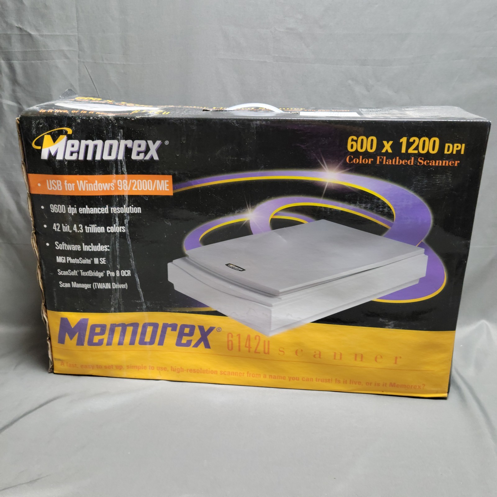 Memorex 6142U 600 x 1200 dpi 42Bit Color USB Flatbed Scanner Memorex 6142U 600 x 1200 dpi 42Bit Color USB Flatbed Scanner