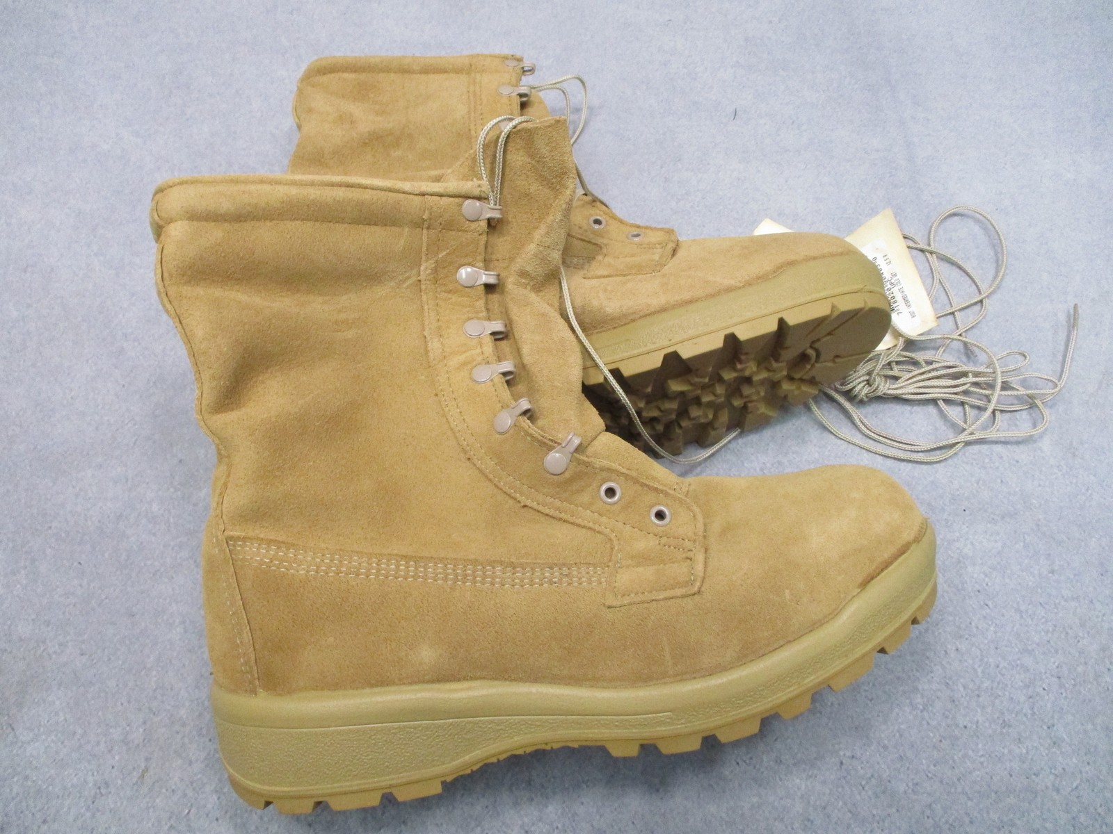 New Belleville ICWR GORE-TEX Military Boots Tan Suede Vibram Sole Men\'s 12.5 R