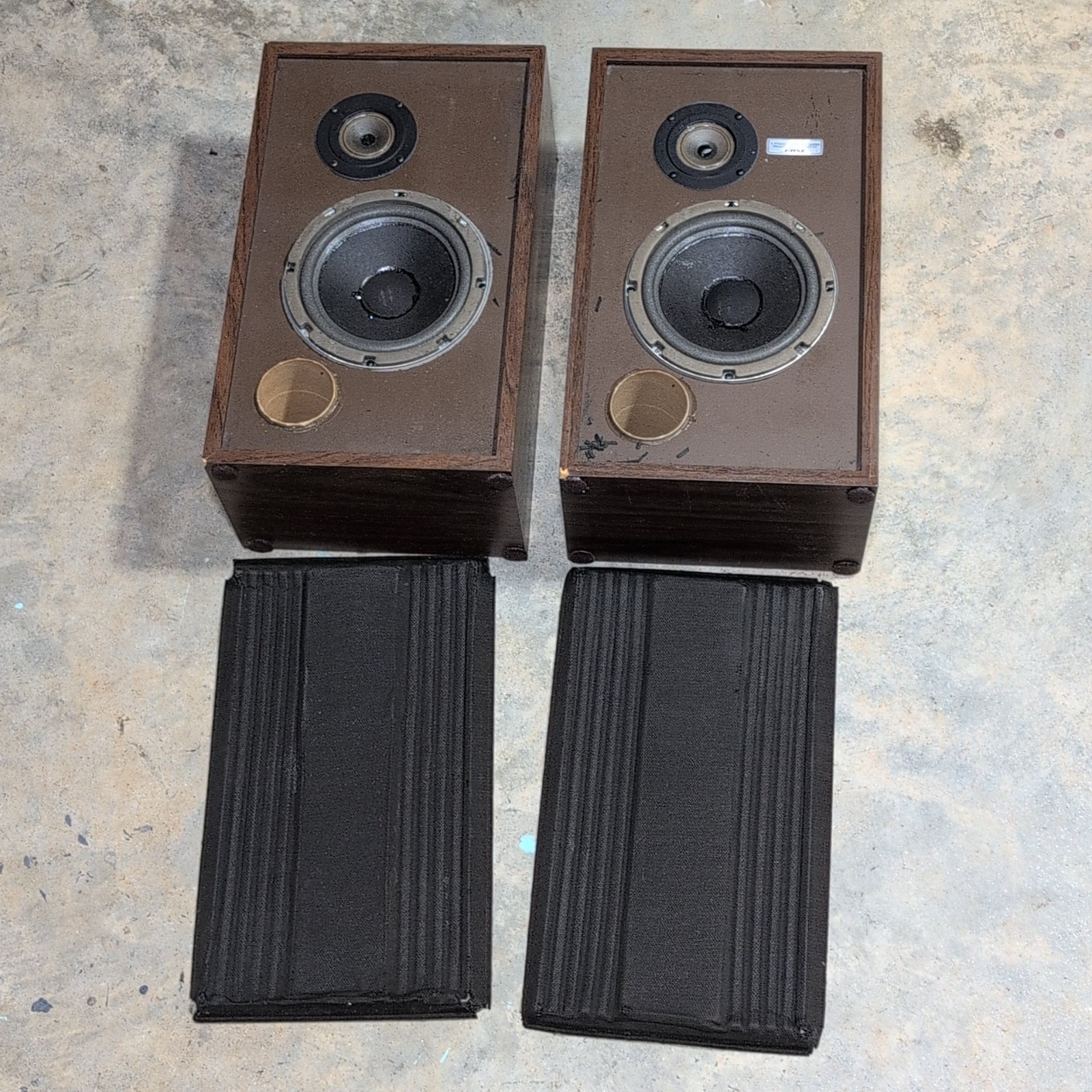 Vintage Bose Studiocraft SC220 HiFi Bookshelf / Stand Mount Speakers R399