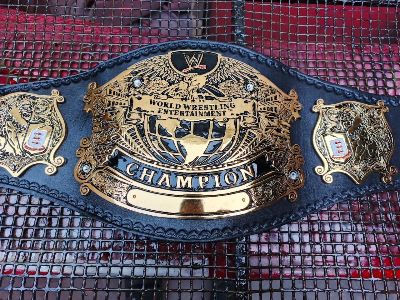 OLD UNDISPUTED V2 HEAVYWEIGHT CHAMPIONSHIP BELT WRESTLING TITLE 4MM BRASS ADULT