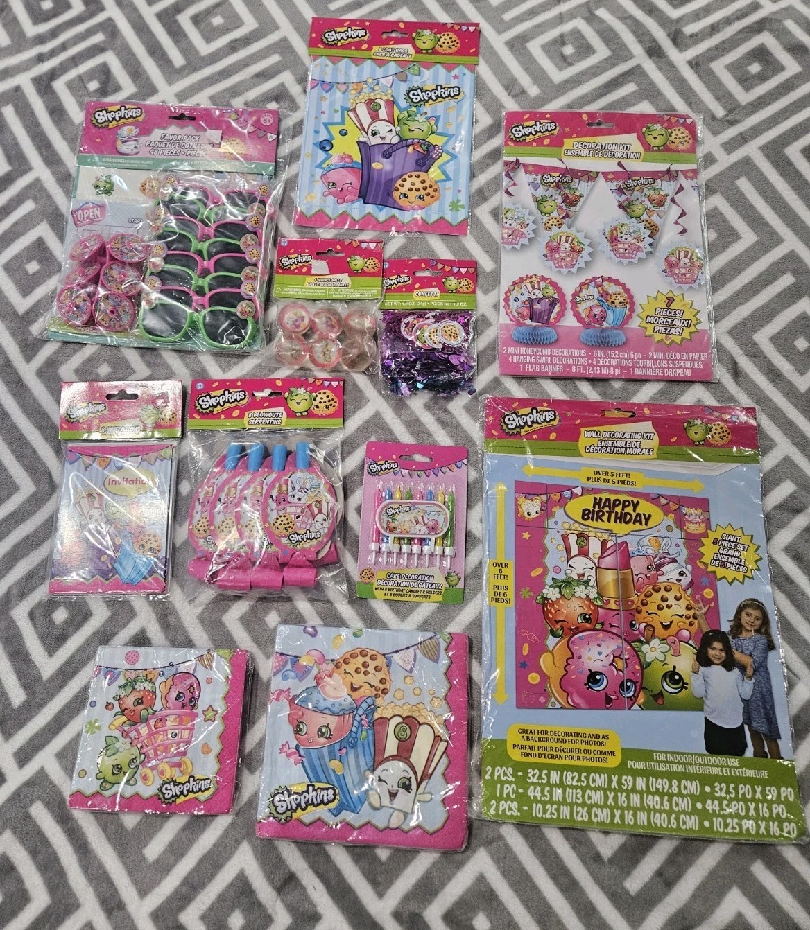 LOT OF 11 SEALED  Shopkins Birthday Party Supplies Decoration