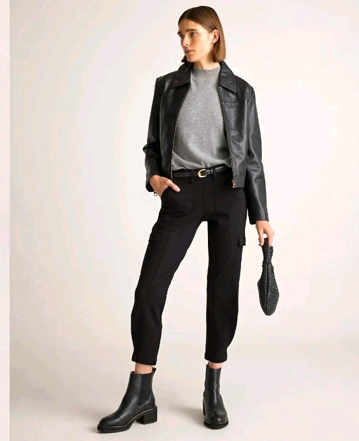 Quince Women Black Ponte Cargo Pants XS Tapered Mid Rise Pockets pull on nwt