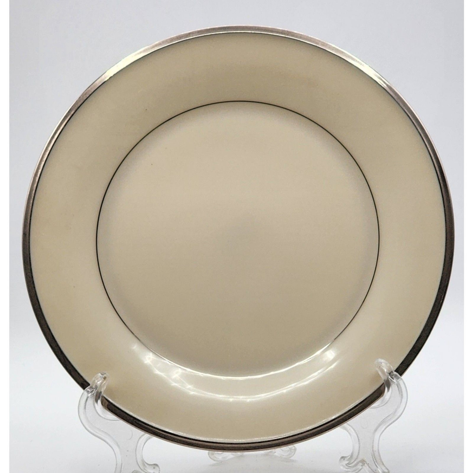 Vintage Lenox Solitaire 8 in Salad Plate. Vintage Lenox Solitaire 8 in Salad Plate.