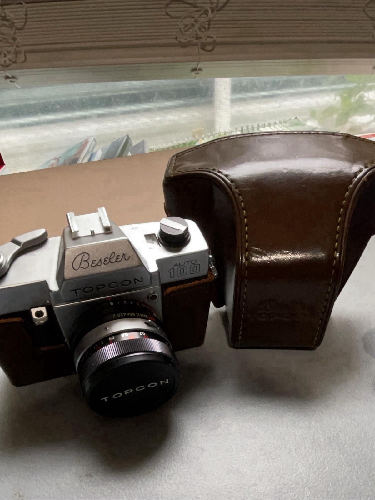 VINTAGE BESELER TOPCON AUTO 100 35MM FILM SLR SILVER CAMERA BODY ~ISSUES-AS IS VINTAGE BESELER TOPCON AUTO 100 35MM FILM SLR SILVER CAMERA BODY ~ISSUES-AS IS