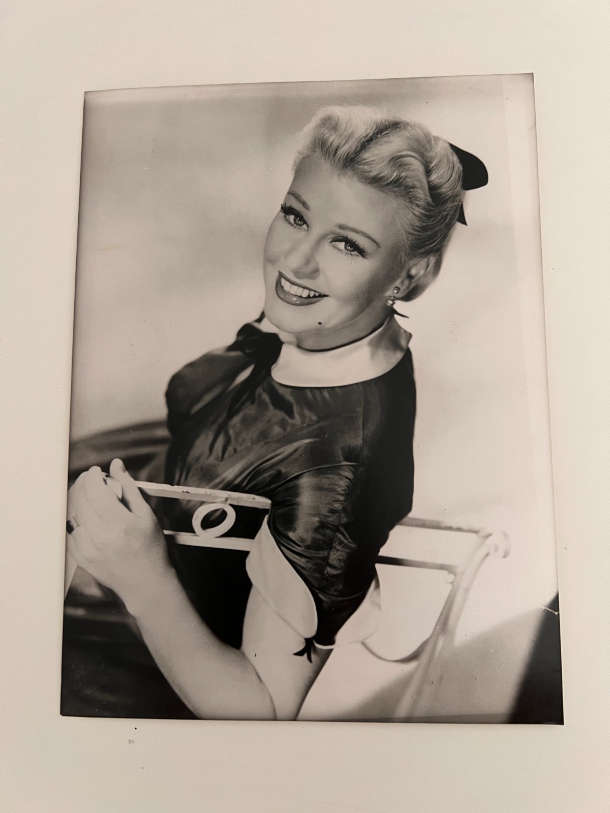 BETTY GRABLE Vintage Press Photo 9.5x7 1940s Hollywood Legend Matt  PA Stamp