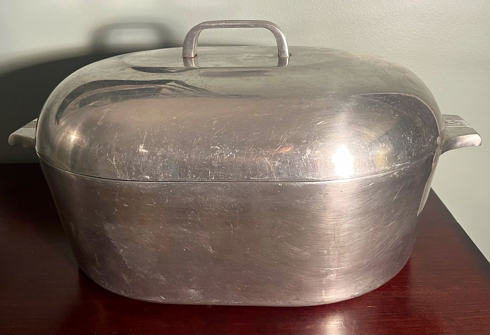 Vintage Wagner Ware Sidney O Magnalite 4267-P 13 QT Roaster w/ Lid & Rack