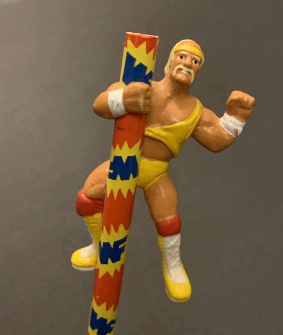 VTG Hulk Hogan Pencil Topper with unsharpened pencil.  WWF WWE Titan Sports 1990