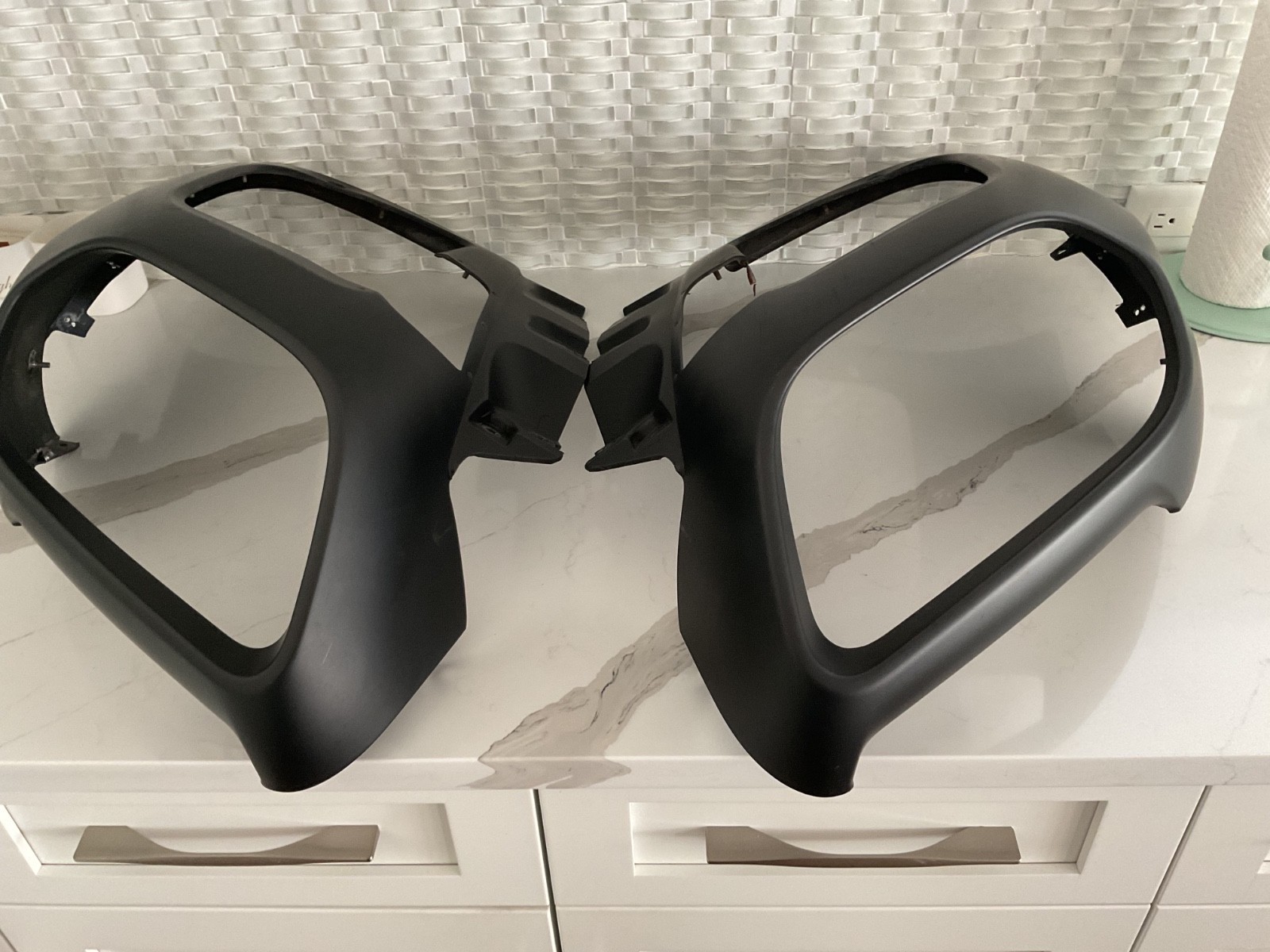 Ferrari 812 Superfast GTS Rear Bumper Exhaust Surround Bezels LH RH Pair Set OEM Ferrari 812 Superfast GTS Rear Bumper Exhaust Surround Bezels LH RH Pair Set OEM