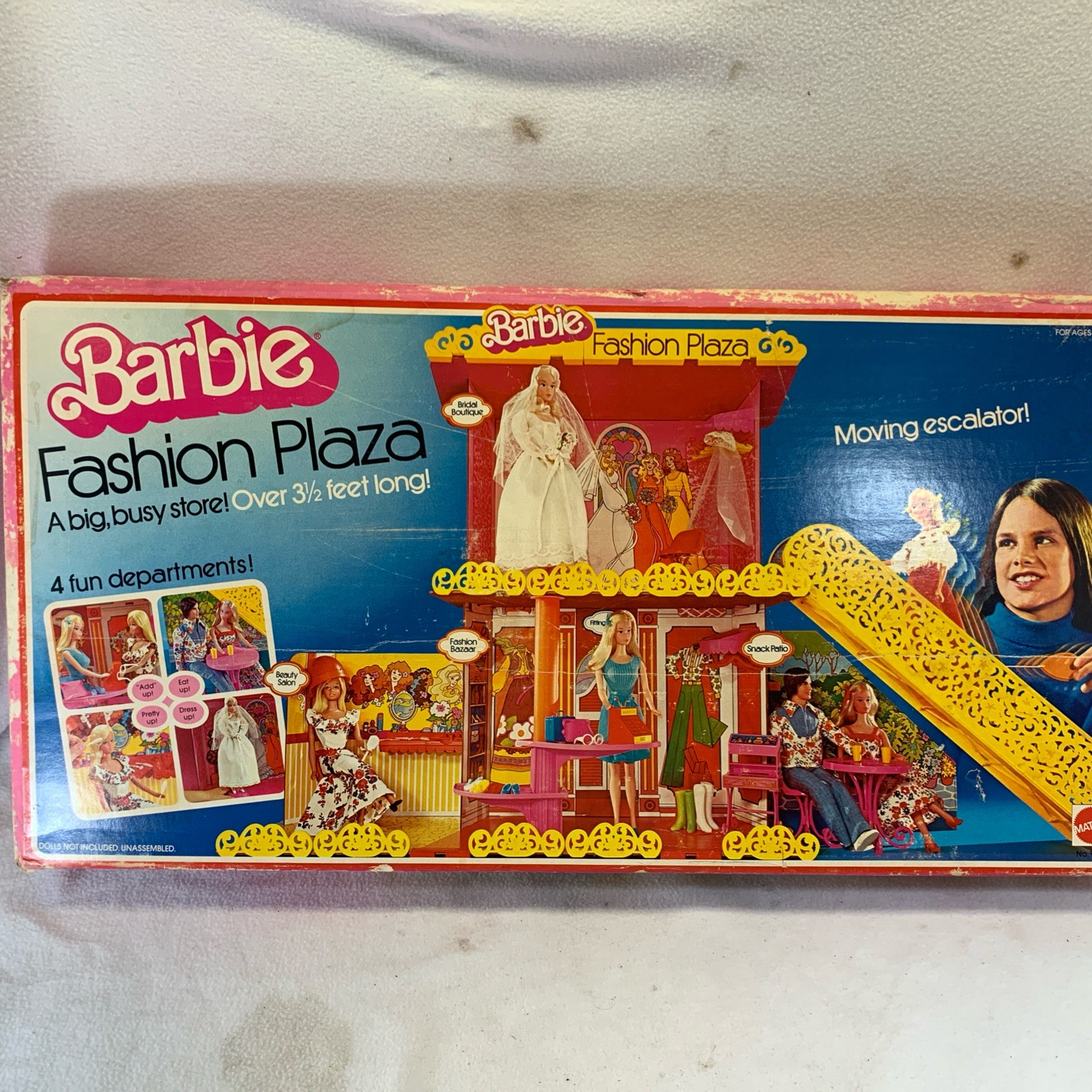 Vintage 1975 Mattel Barbie Doll Fashion Plaza Play Set W/box