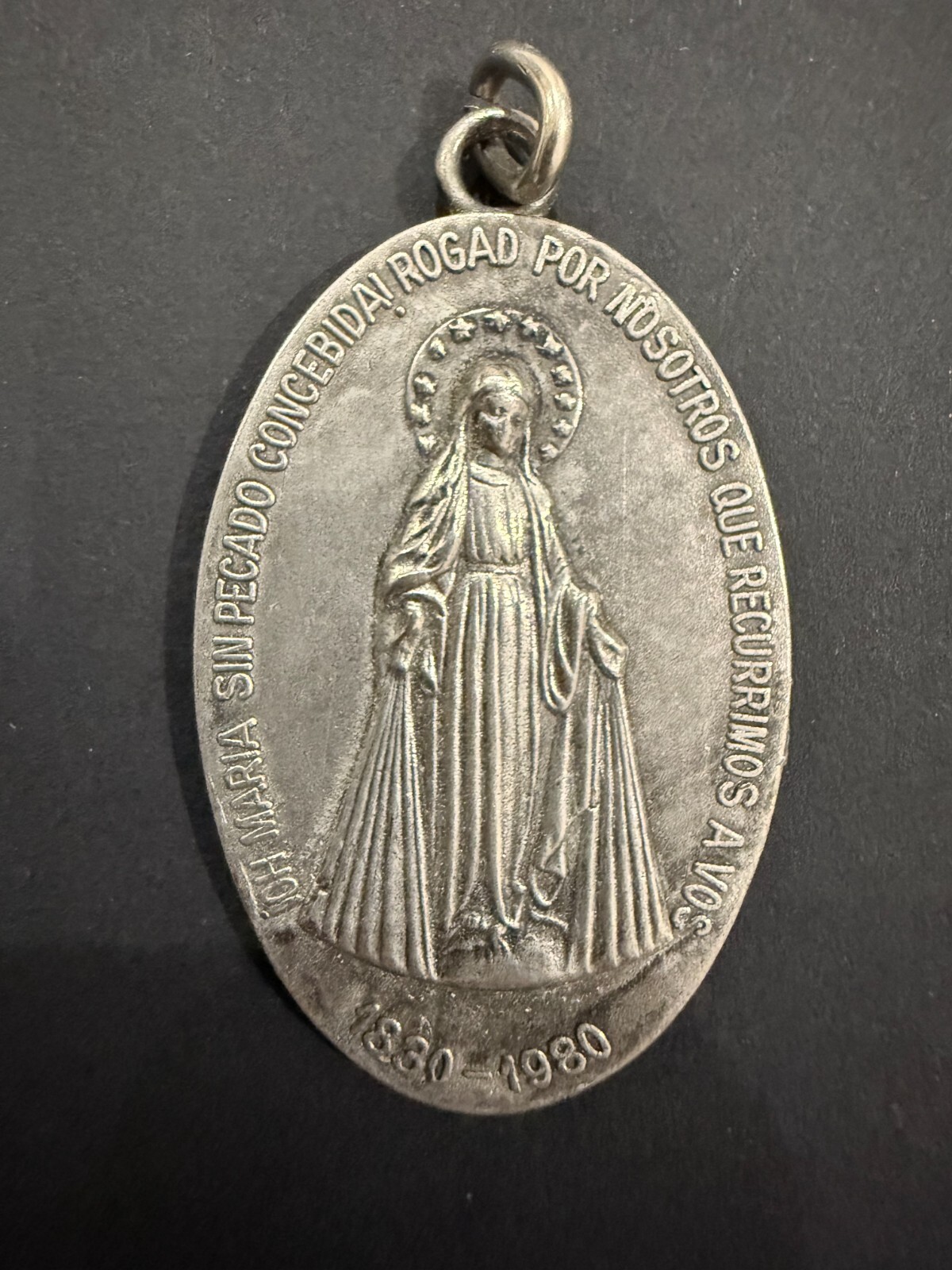 Antique religious medals VIRGIN MARY. Antique religious medals VIRGIN MARY.