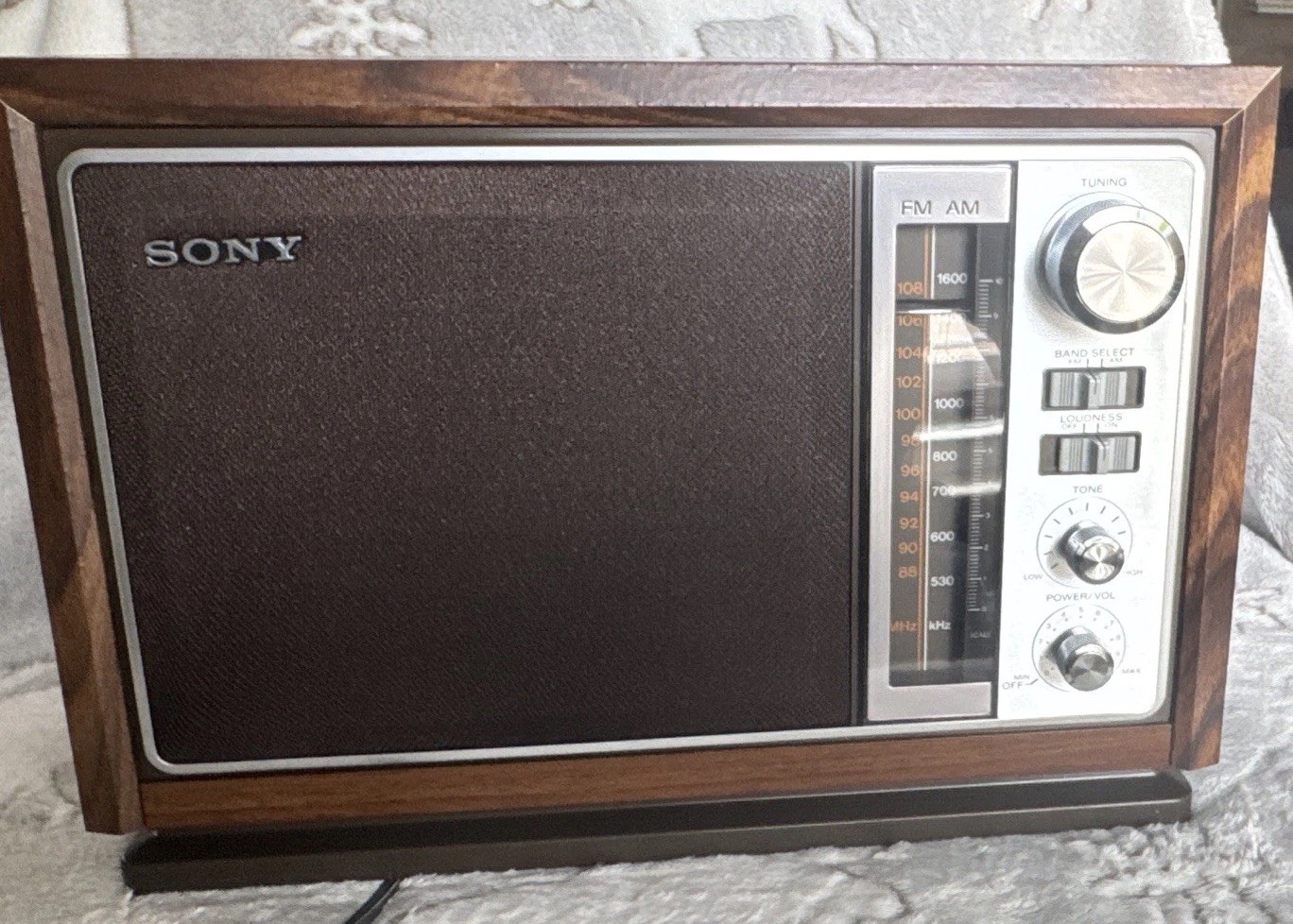 Vintage Sony ICF-9740W AM FM Wood Cabinet Tabletop Radio - New Open Box Tested