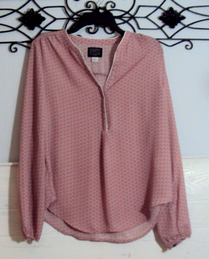 Simply Styled Women\'s Top Size M Long Sleeve Multicolored Blouse V Neck