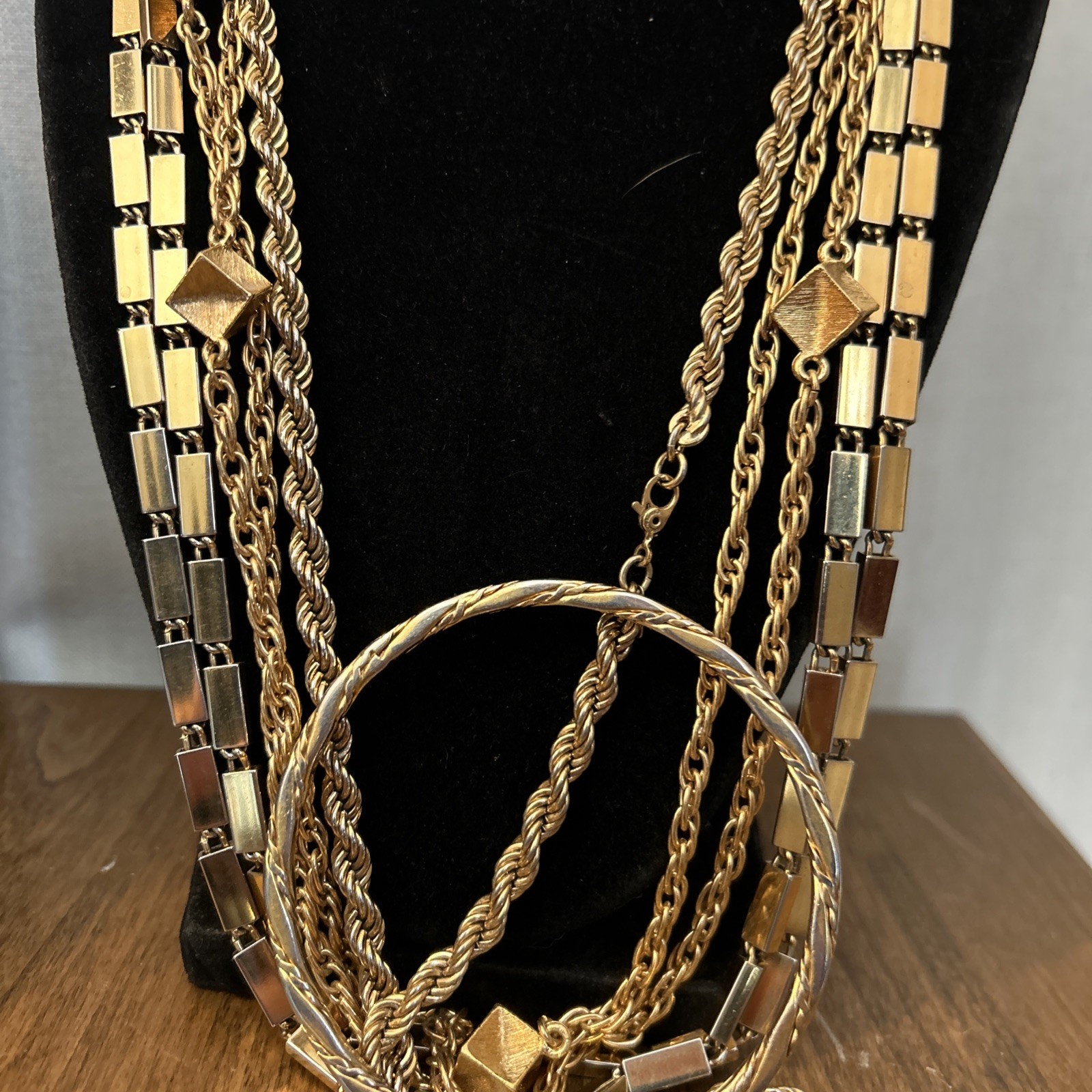 **Vintage Lot** Four 1970’s Signed Monet Gold Tone Necklaces One Bracelet **Vintage Lot** Four 1970’s Signed Monet Gold Tone Necklaces One Bracelet